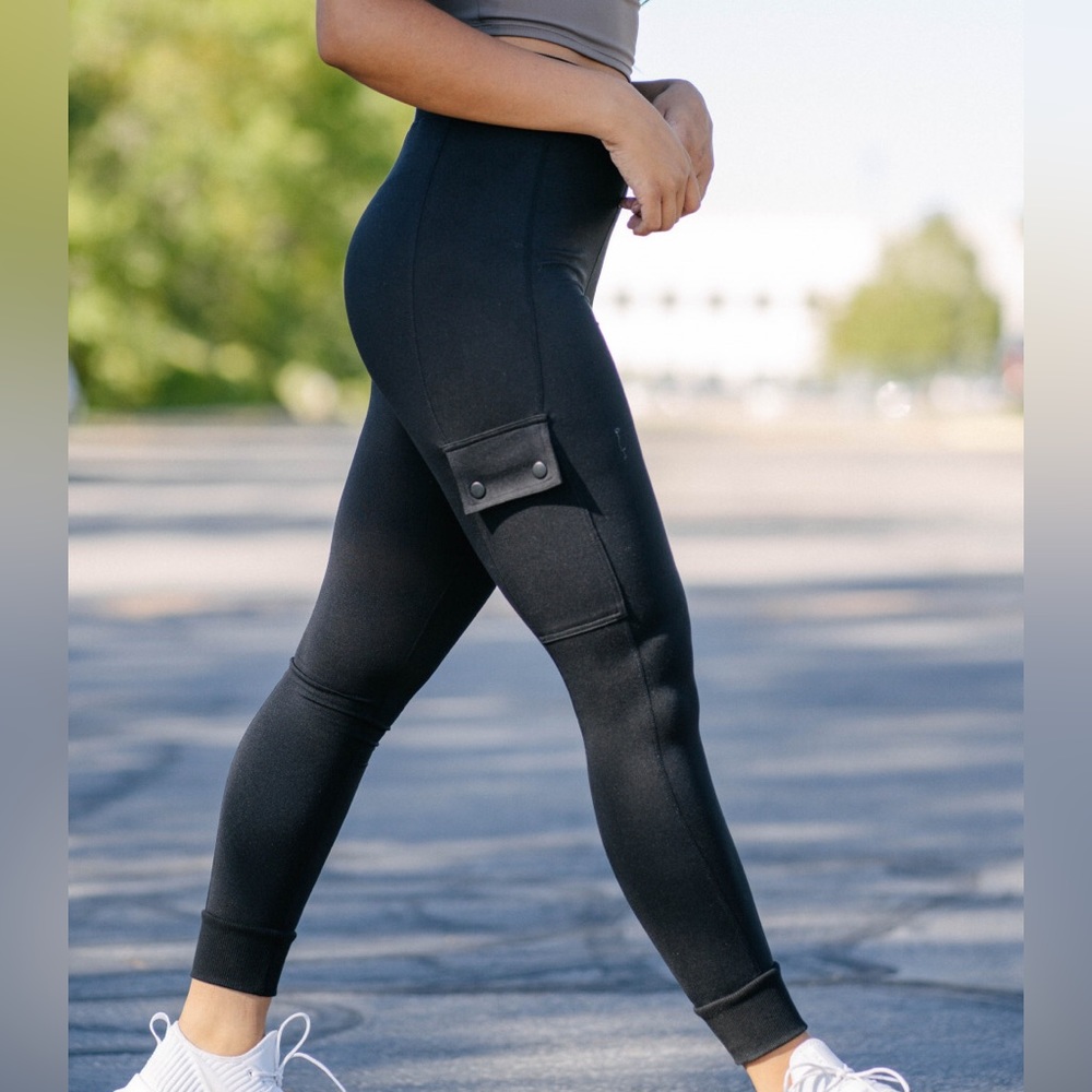 Savvi Black Crossover Cargo Joggers